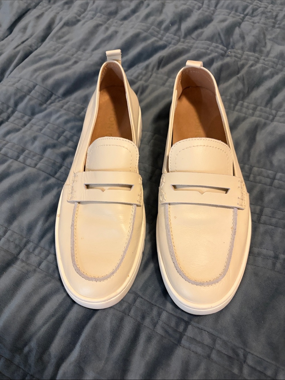 VIONIC Uptown Cream Loafers